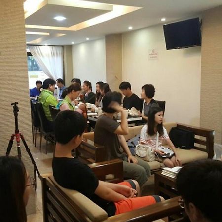 Pandora Motel Yangon Eksteriør bilde