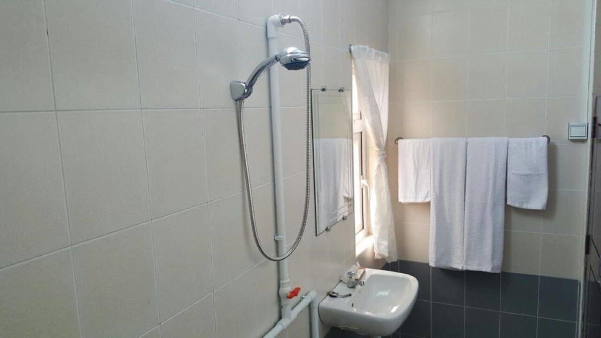 Pandora Motel Yangon Eksteriør bilde
